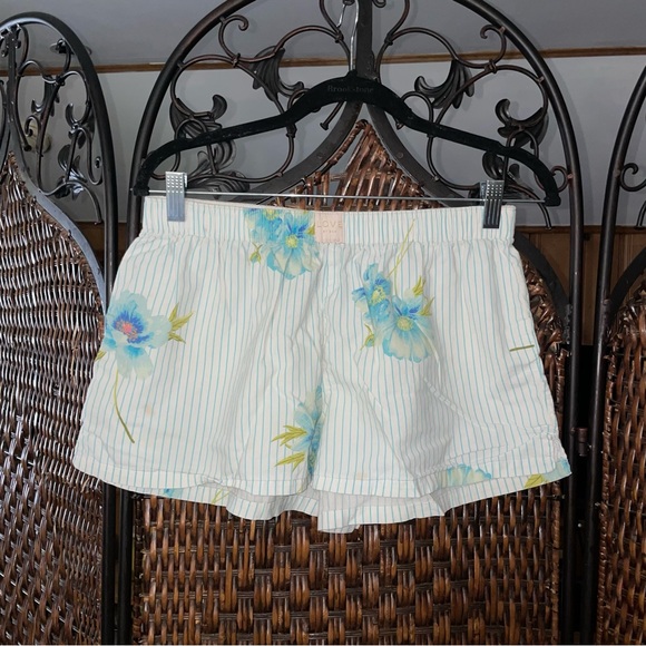 GAP Other - Gap floral print sleep shorts